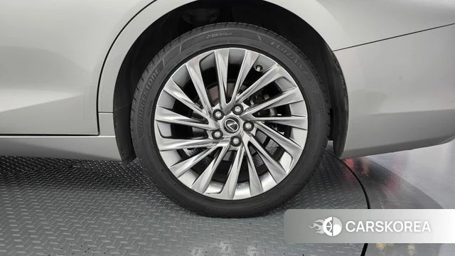 Lexus ES300h 7th generation id 5033212 из Кореи 13