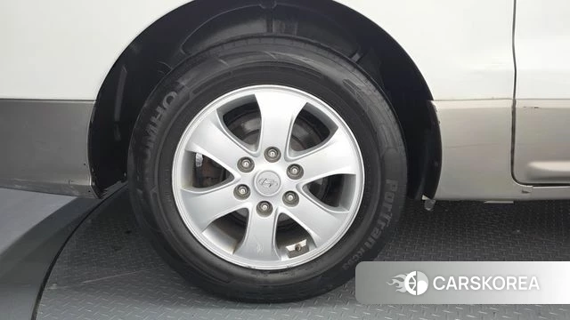 Hyundai The New Grand Starex id 4937458 из Кореи 13