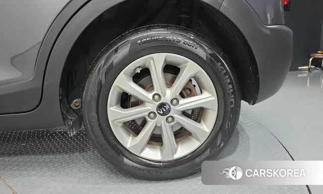 Kia Stonic id 4937775 из Кореи 13