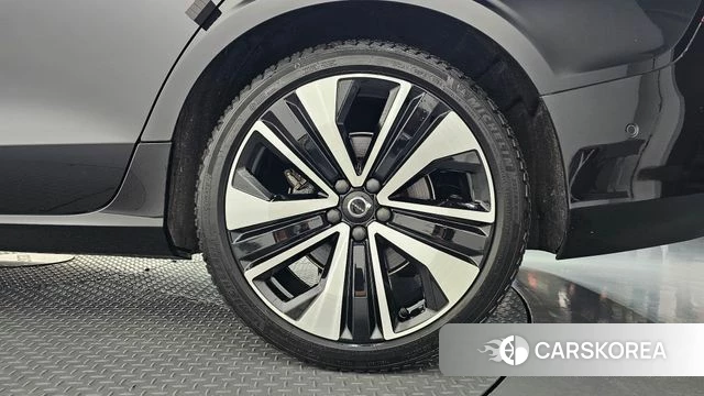 Volvo S60 3rd generation id 4991436 из Кореи 13