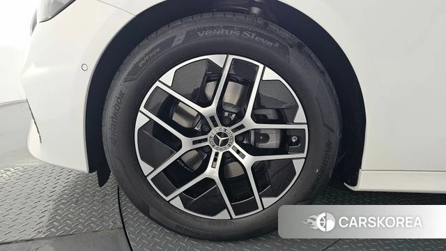 Mercedes-Benz E-Class W214 id 4655290 из Кореи 13
