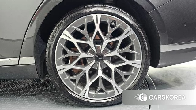 Genesis G90 (RS4) id 4950372 из Кореи 13