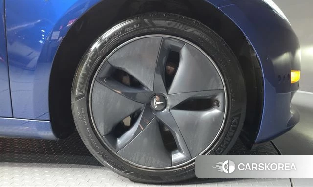 Tesla Model 3 id 5028765 из Кореи 13