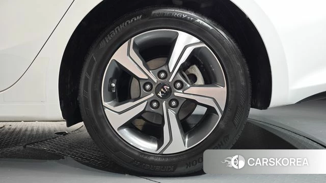 Kia Come New K3 id 4993560 из Кореи 13