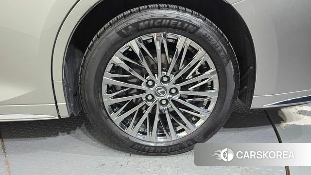Lexus LM Second Generation id 5011123 из Кореи 13