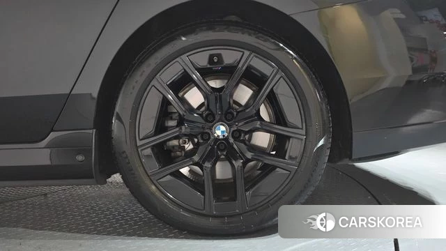 BMW i7 (G70) id 5016469 из Кореи 13