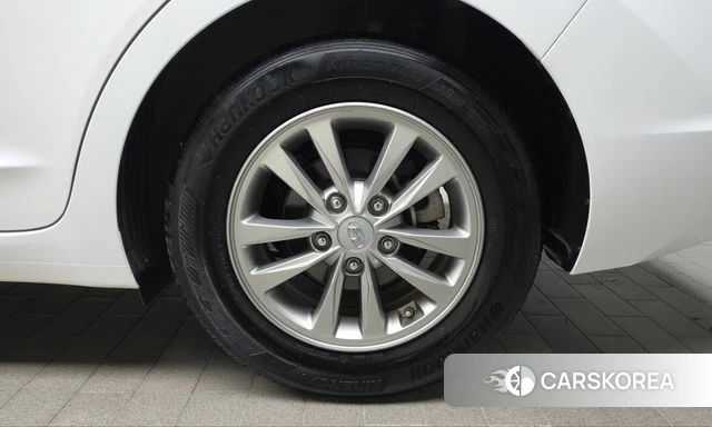 Hyundai The New Avante AD id 5013633 из Кореи 13