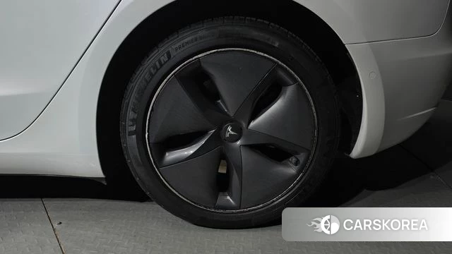 Tesla Model 3 id 4651947 из Кореи 13