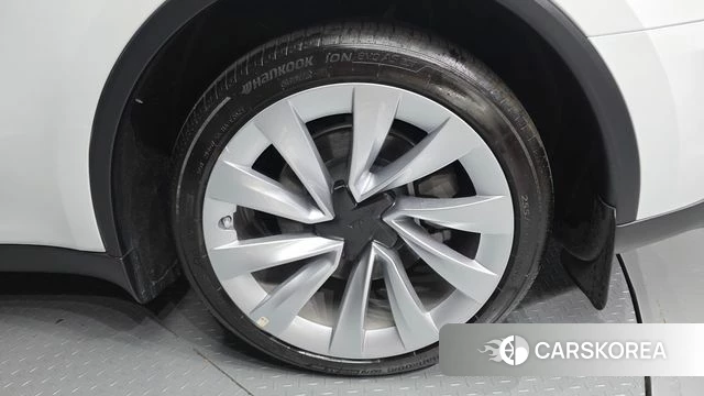 Tesla Model Y id 4879584 из Кореи 13
