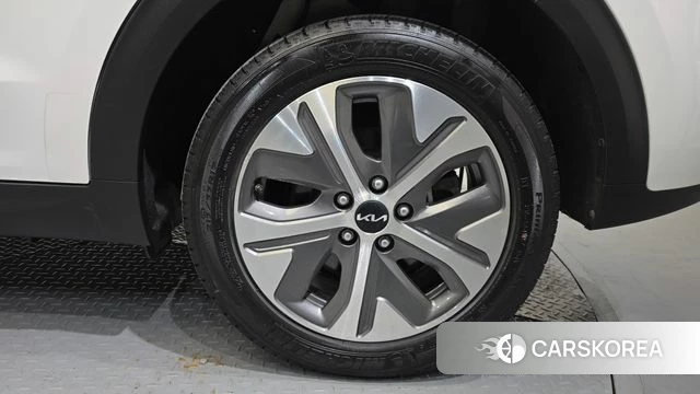 Kia Niro EV id 5047359 из Кореи 13