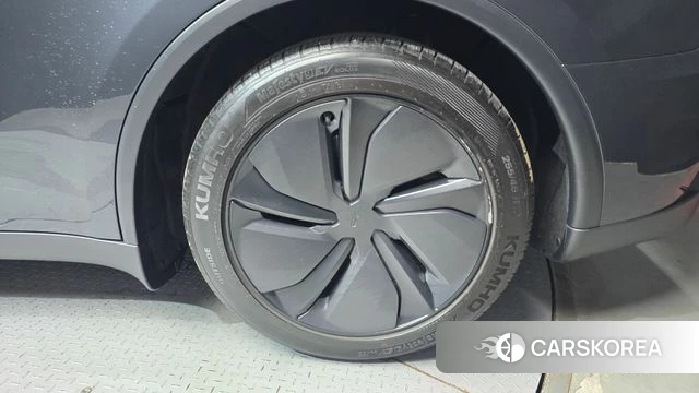 Tesla Model Y id 4639951 из Кореи 13