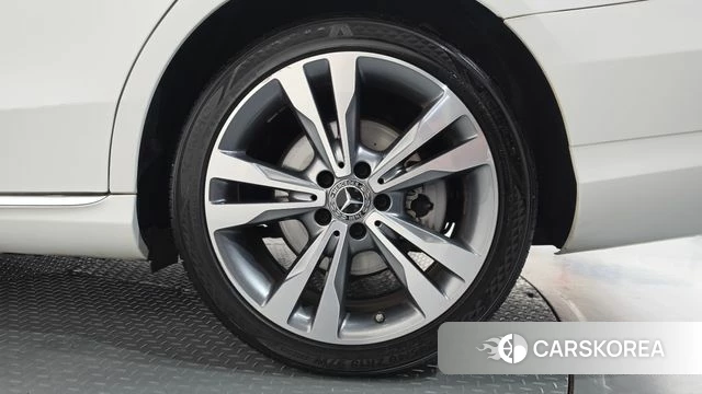 Mercedes-Benz C-Class W205 id 4918980 из Кореи 13