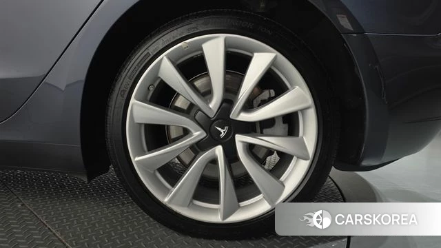 Tesla Model 3 id 4998184 из Кореи 13