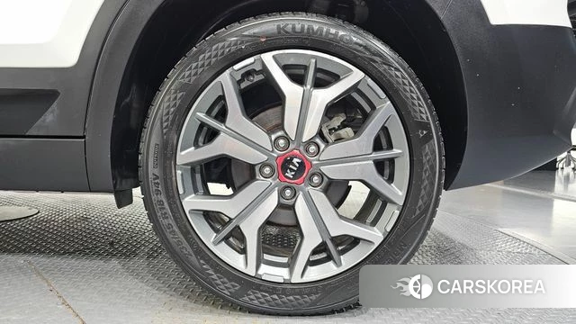 Kia Seltos id 4987596 из Кореи 13
