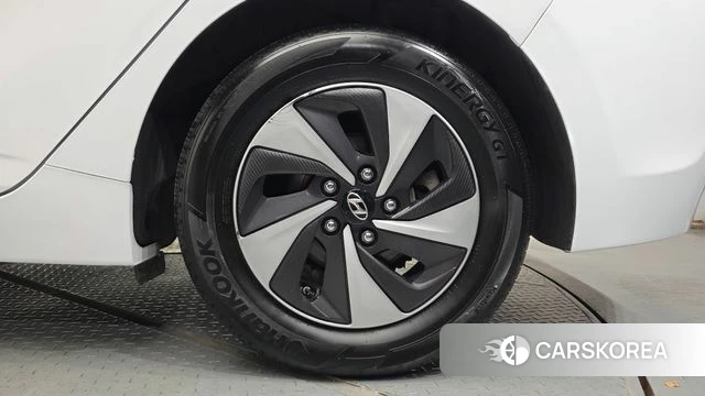 Hyundai Ionic Hybrid id 4944157 из Кореи 13