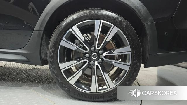 Volvo V60 Cross-Country 2nd Generation id 4980167 из Кореи 13