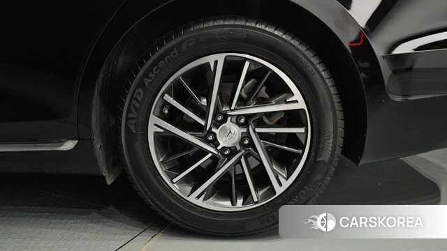 Hyundai The New Grandeur IG id 4998126 из Кореи 13