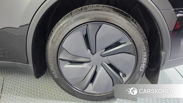 Tesla Model Y id 4853470 из Кореи 13