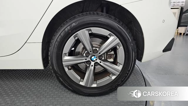 BMW 2 Series Active Tourer (U06) id 5033306 из Кореи 13