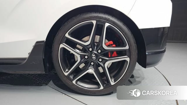 Hyundai Veloster (JS) id 4741024 из Кореи 13
