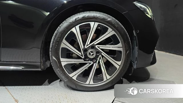 Mercedes-Benz E-Class W214 id 4975320 из Кореи 13