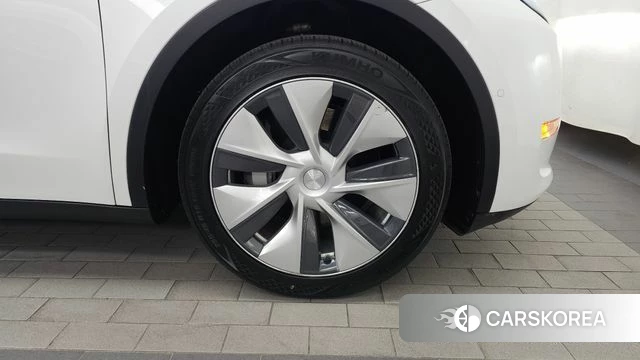 Tesla Model Y id 5047415 из Кореи 13