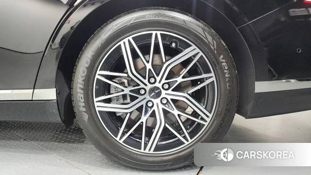 Genesis G90 (RS4) id 4917285 из Кореи 13