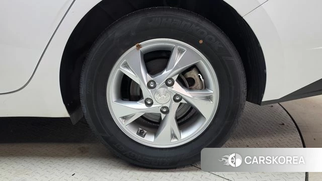 Hyundai Avante (CN7) id 5016989 из Кореи 13
