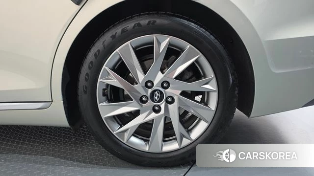 Hyundai The New Grandeur IG Hybrid id 5013307 из Кореи 13