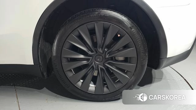 Tesla Model Y id 4736292 из Кореи 13