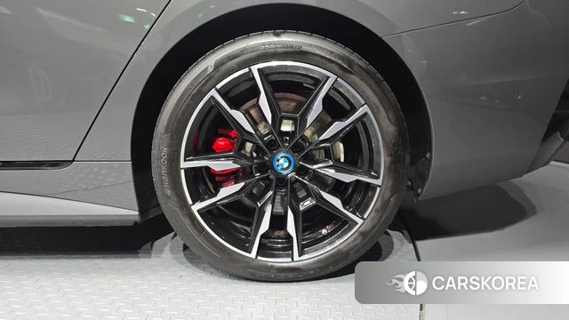 BMW i4 id 4975443 из Кореи 13
