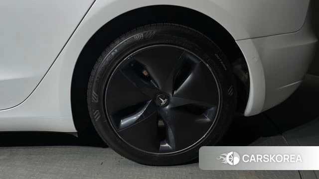 Tesla Model 3 id 4750884 из Кореи 13