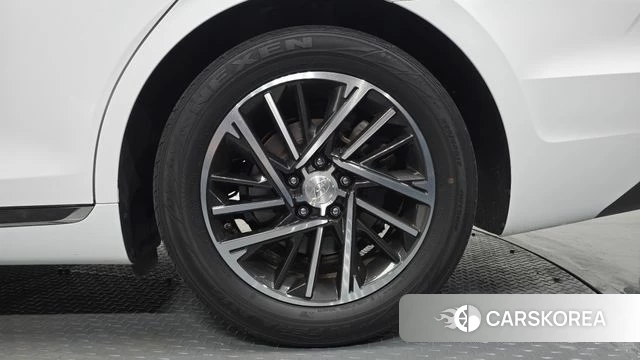 Hyundai The New Grandeur IG id 4779209 из Кореи 13