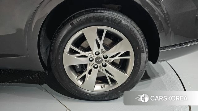 Genesis GV70 id 4957804 из Кореи 13
