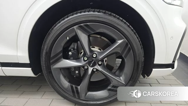 Genesis GV70 id 4957561 из Кореи 13