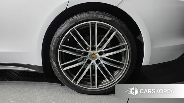 Porsche Panamera (971) id 4746332 из Кореи 13