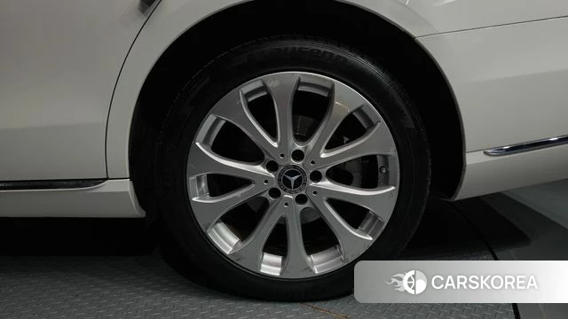 Mercedes-Benz E-Class W213 id 4987944 из Кореи 13