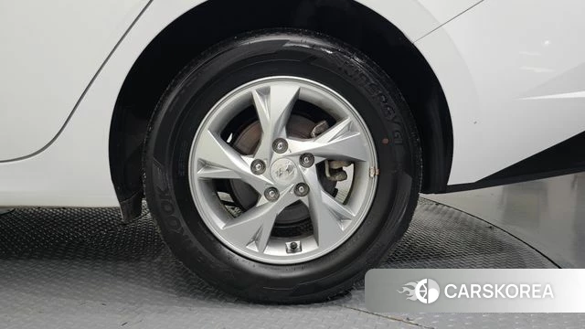 Hyundai Avante (CN7) id 4540904 из Кореи 13