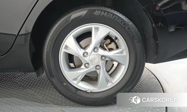 Hyundai Avante (CN7) id 4959065 из Кореи 13