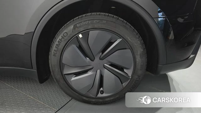 Tesla Model Y id 5038729 из Кореи 13