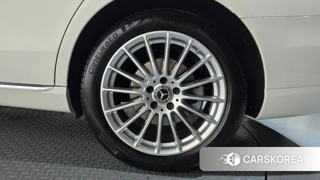 Mercedes-Benz E-Class W213 id 5028422 из Кореи 13