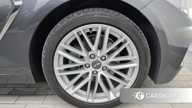Genesis G70 id 4982649 из Кореи 13