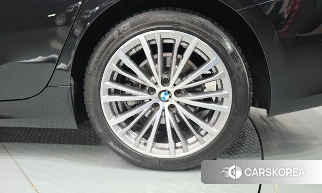 BMW 3 Series (G20) id 4942354 из Кореи 13