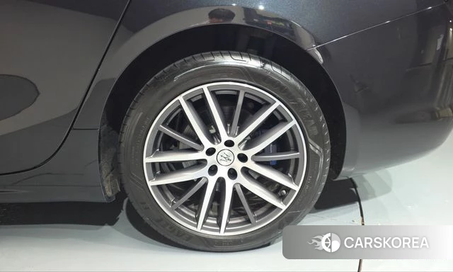 Maserati Ghibli id 5012697 из Кореи 13