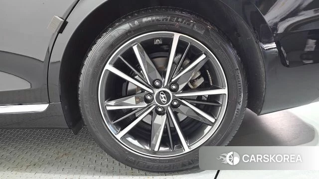 Hyundai The New Grandeur IG id 4780274 из Кореи 13