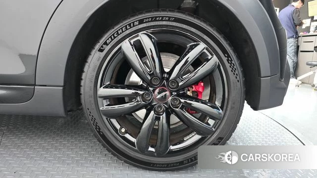 Mini Cooper S Convertible id 4941490 из Кореи 13
