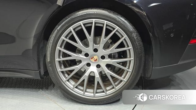 Porsche Panamera (976) id 4705912 из Кореи 13