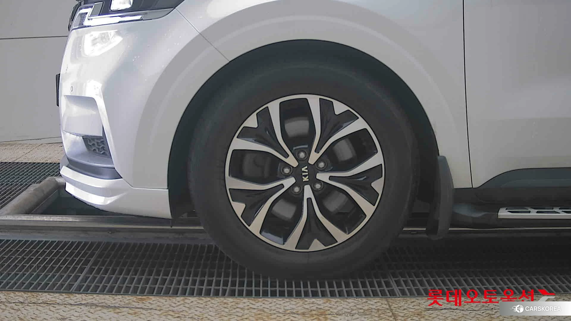 Kia Carnival id 4984741 из Кореи 13