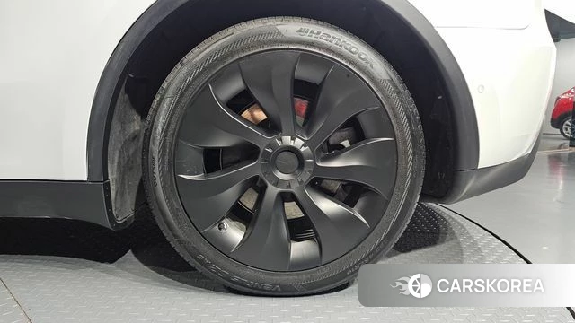 Tesla Model Y id 4750447 из Кореи 13
