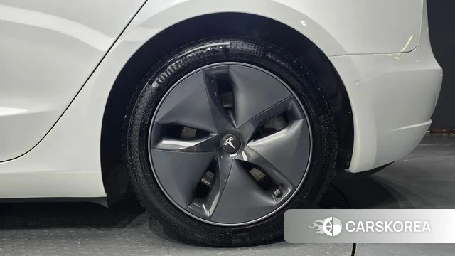 Tesla Model 3 id 5003615 из Кореи 13